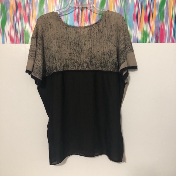 Improvd tan and black blouse, sheer back - Picture 5 of 8